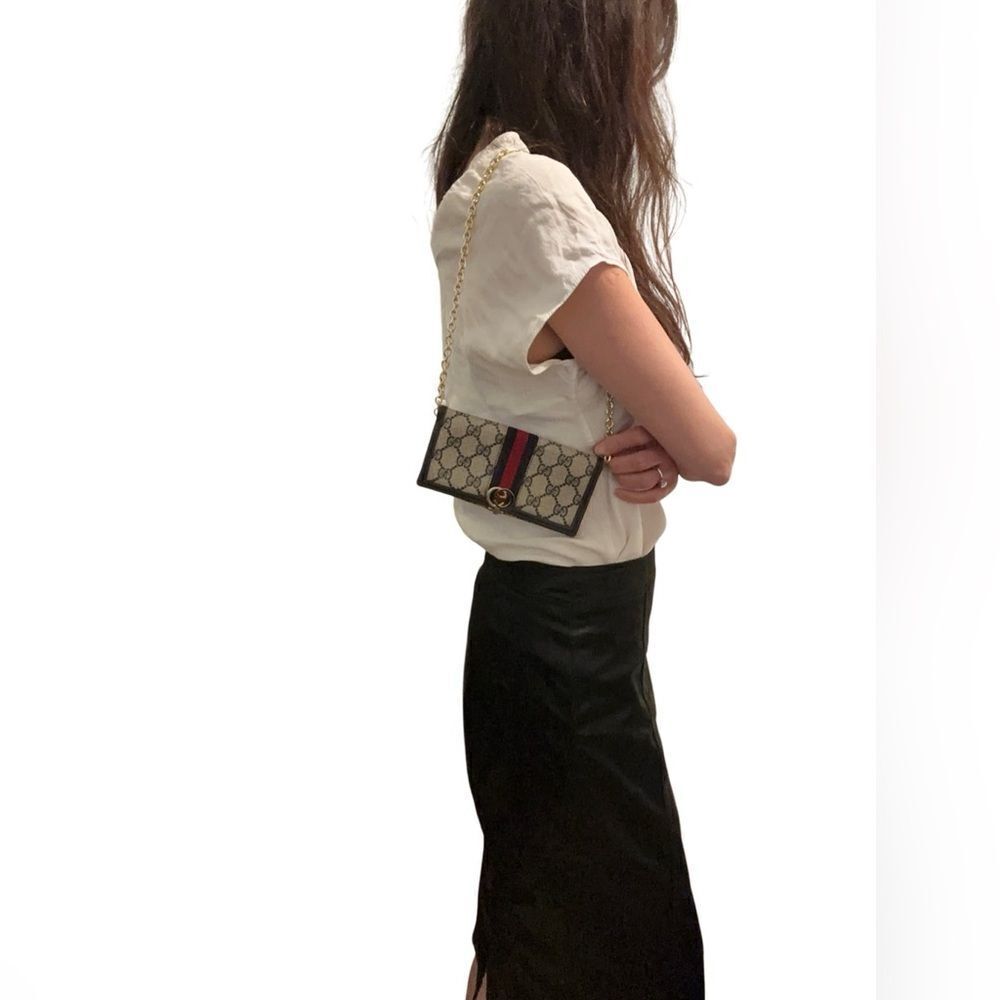 Gucci Vintage GG Canvas Clutch Purse Red Interior — Flaw